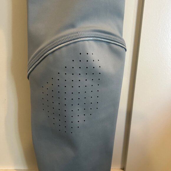 *NEW* Under Armour Womens SF Rush Ankle Legging Performance Vents - size S - Picture 8 of 9